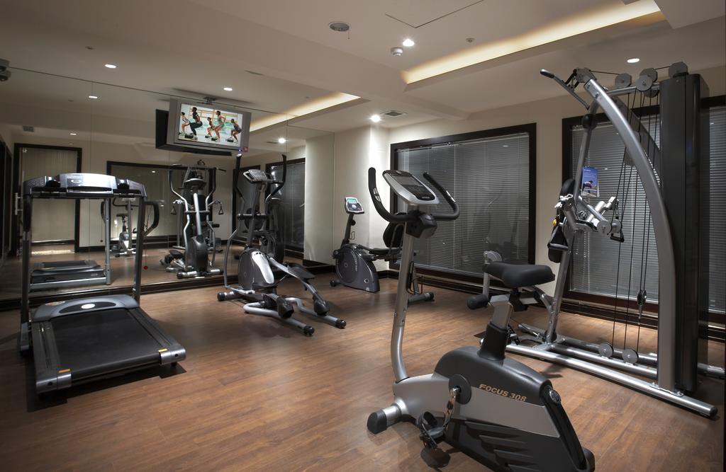 Hotel Sense Тайбэй Удобства фото