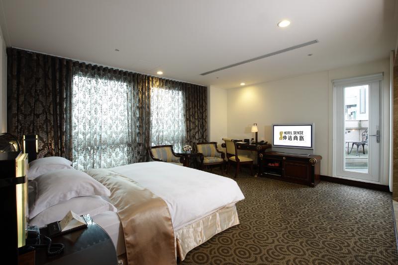 Hotel Sense Тайбэй Экстерьер фото