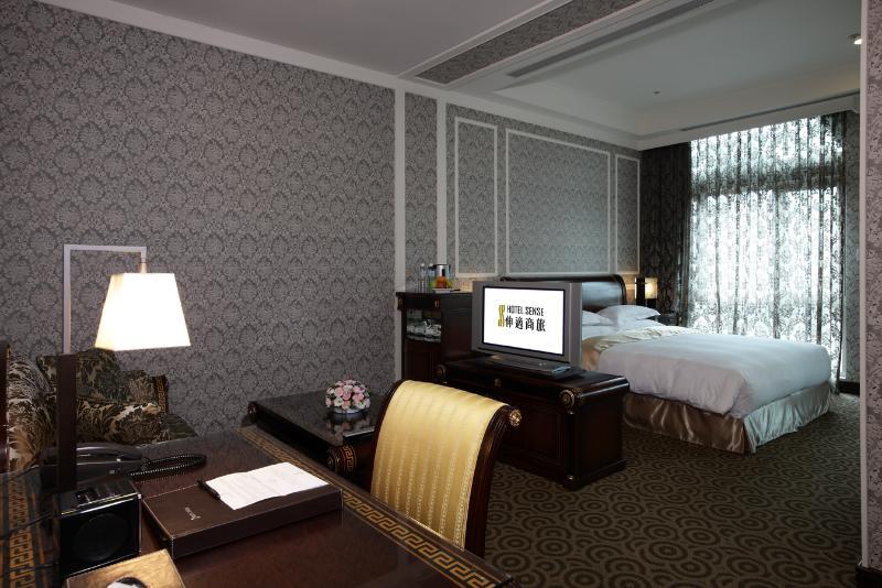Hotel Sense Тайбэй Экстерьер фото
