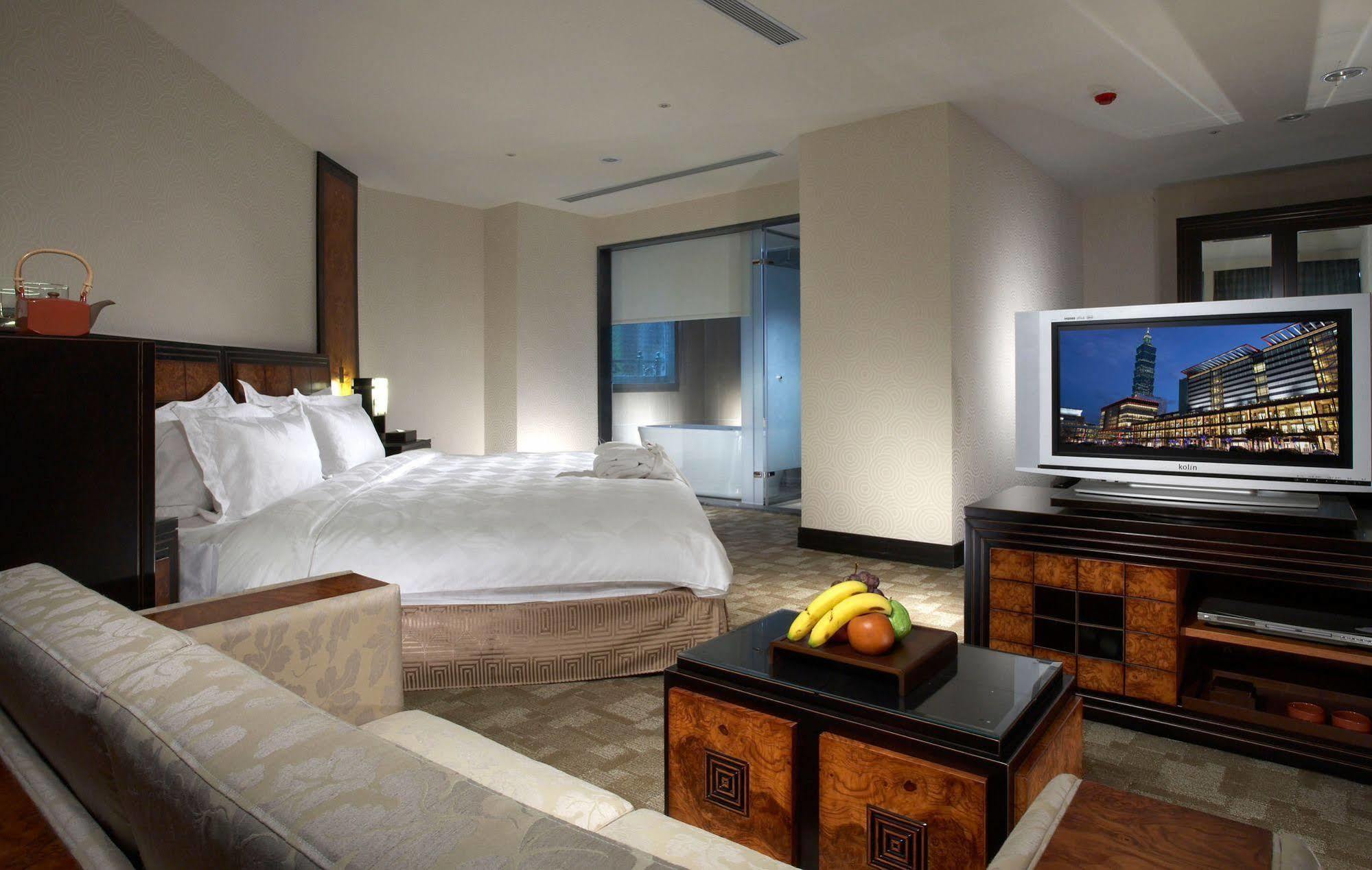 Hotel Sense Тайбэй Экстерьер фото